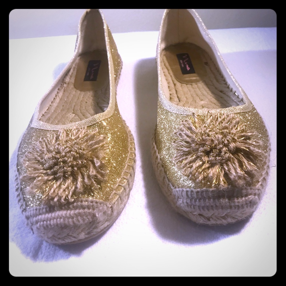 Nina’s  Gold Glitter Espadrilles